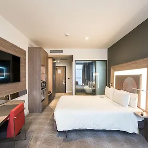 Novotel London Heathrow Airport T1 T2 And T3 4* Хейс